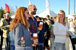 Tripel Trezeke en de Ideale Wereld maakten een fijne dag van de opening van de Gulden Hashtag Walk of Fame in Geetbets